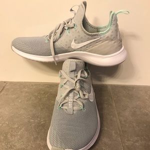 Nike Free Women’s Sneaker 9.5